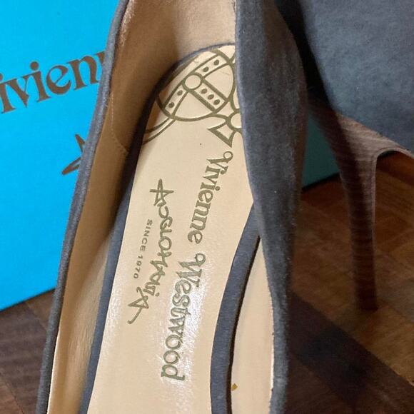 Vivienne Westwood Suede & Leather Cap-Toe Pumps – Size 38, New with Box - Picture 6 of 7